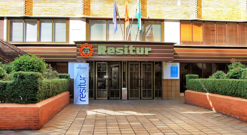 Apartamentos Resitur Seville Exterior photo